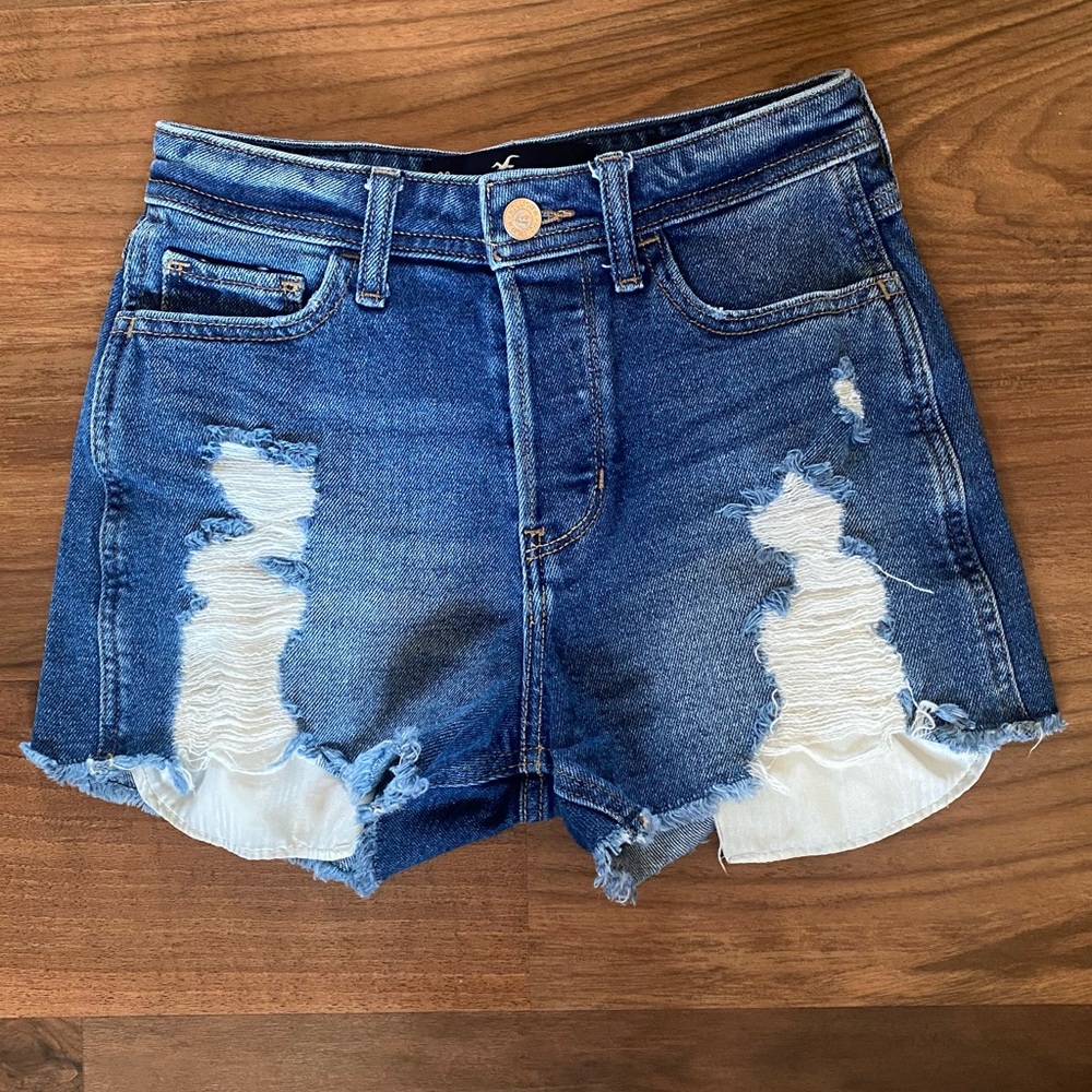 Hollister High Rise Boyfriend Shorts Vintage Stretch‎